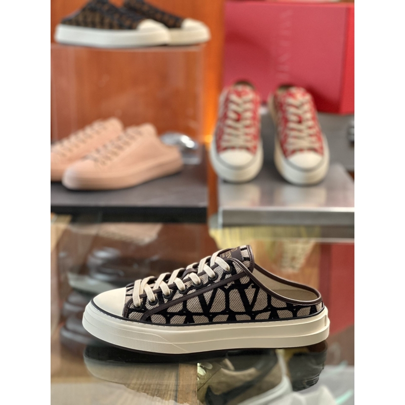 Valentino Sneakers